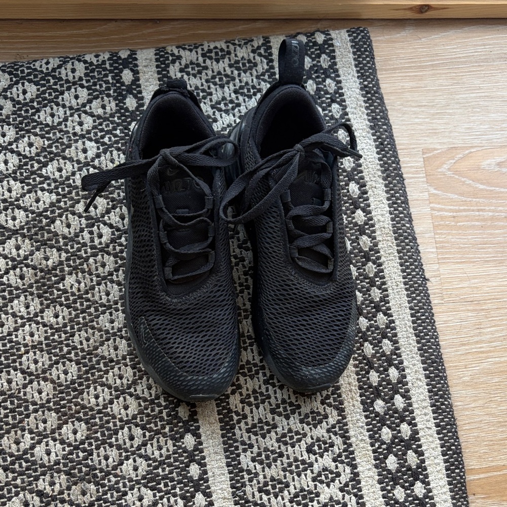 Nike Air 270 Black Mesh Sneakers